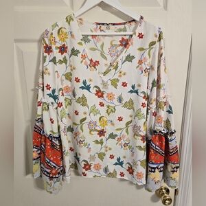 Hope White Floral Paisley Bell Sleeve Blouse Size Medium